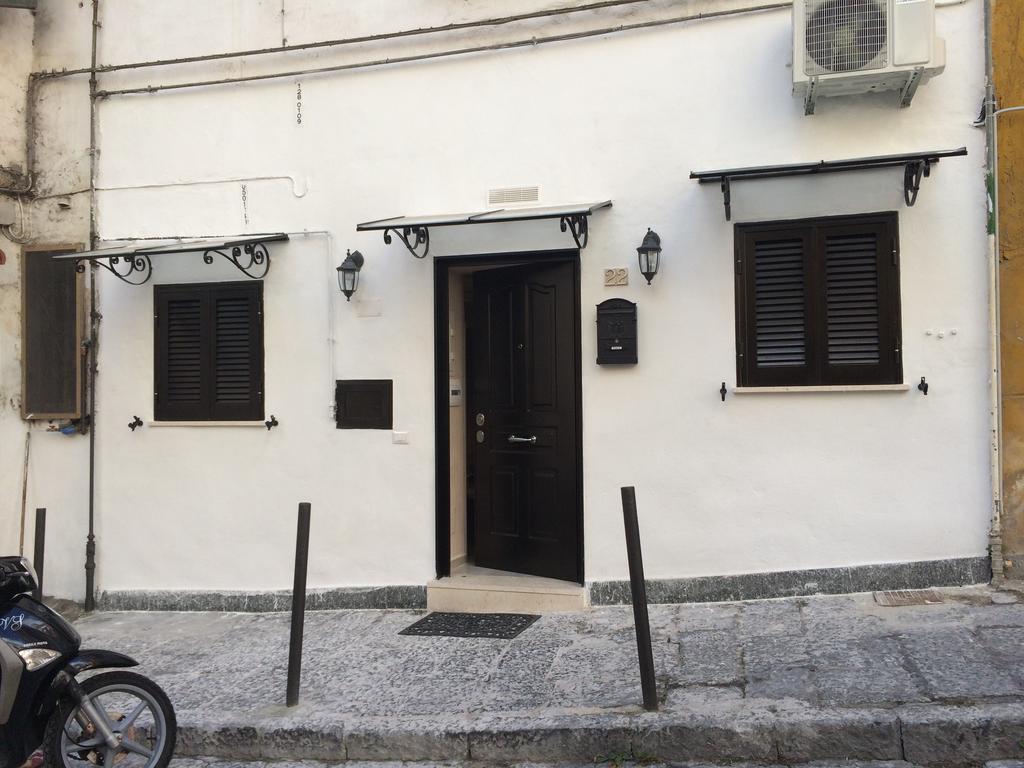Casa Vacanze Sannazzaro Flat 나폴리 외부 사진